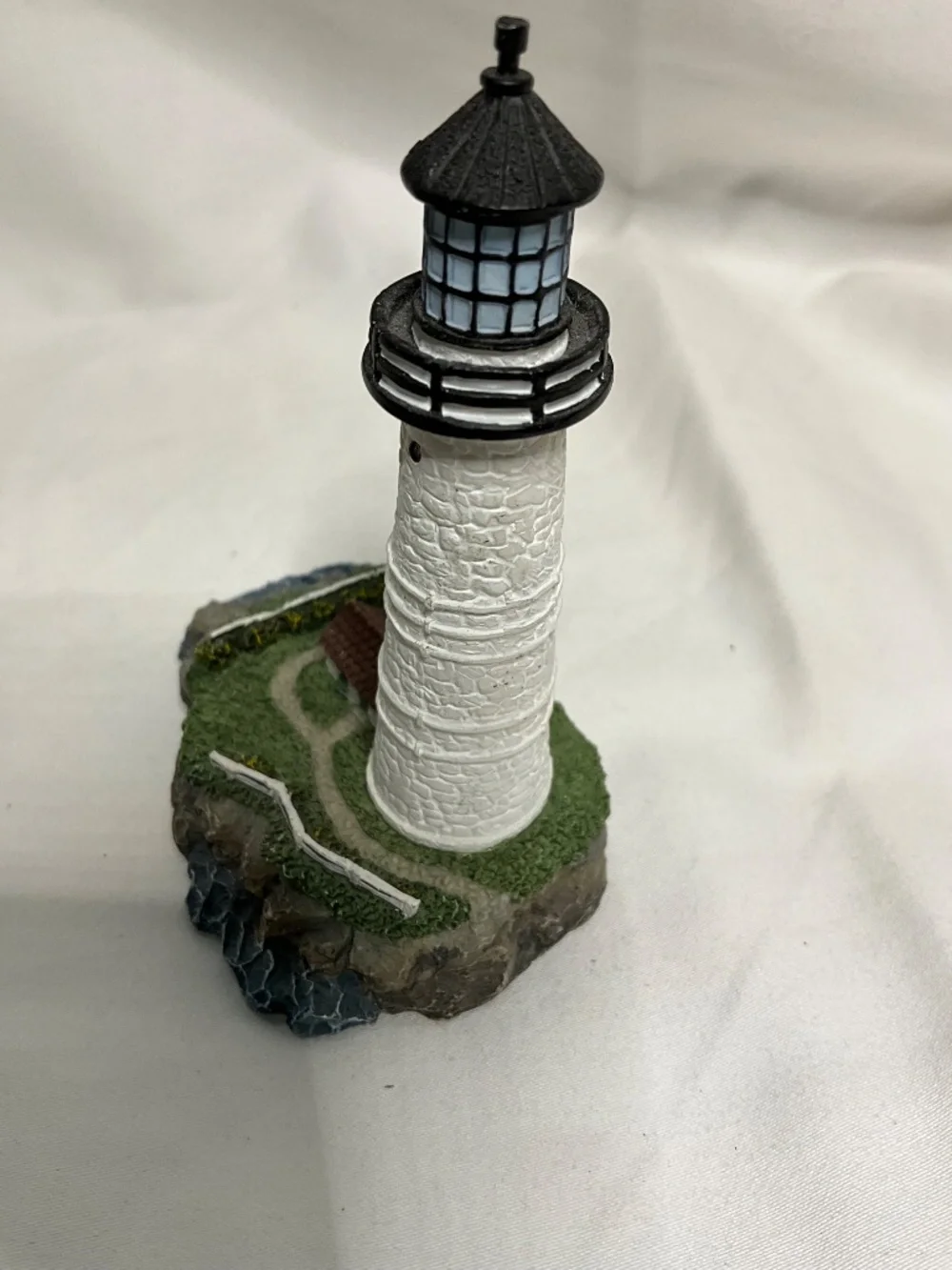 HARBOUR LIGHTS THIS LITTLE LIGHT OF MINE COLLECTION - BOSTON HARBOR - MA  LL107